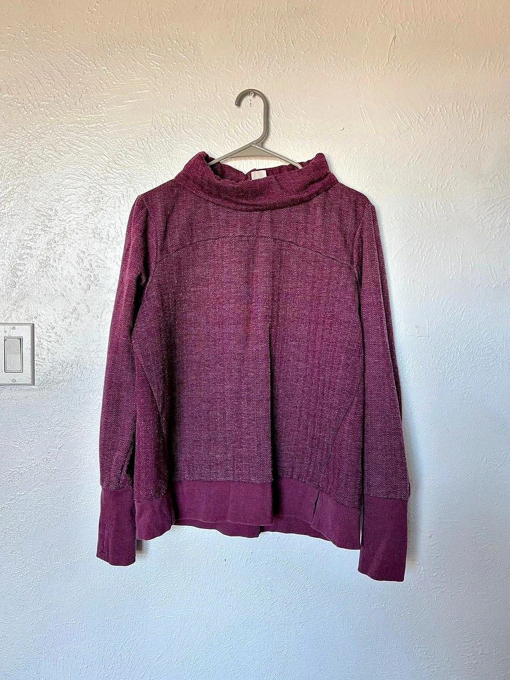 Avia Women's Cowl Neck Sweater Purple Size Medium Like New